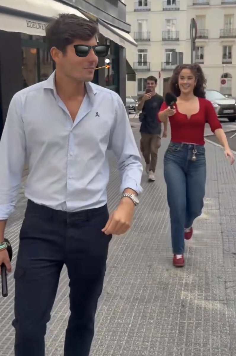 alejandroduque8's tweet photo. @vitoquiles Comparte este vito “el capo” quiles de la suerte para que te persigan así por la calle las zurdas https://t.co/PqBcHsX9au