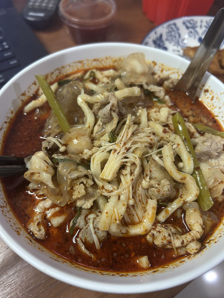 dtailsmits's tweet photo. ละช่วงนี้คลั่งกินหม่าล่ามากกกก https://t.co/RZeorRwgQA