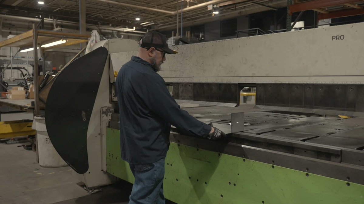 BrentESmith77's tweet photo. We’re hiring at AES Manufacturing in North Kansas City, MO! Experienced metal fabricator with press brake AND folding beam brake experience wanted.

Apply: https://t.co/mkIeewRxk2
See our shop: https://t.co/zewEsjhqrp

Please repost! #NowHiring https://t.co/V04cjD76OD