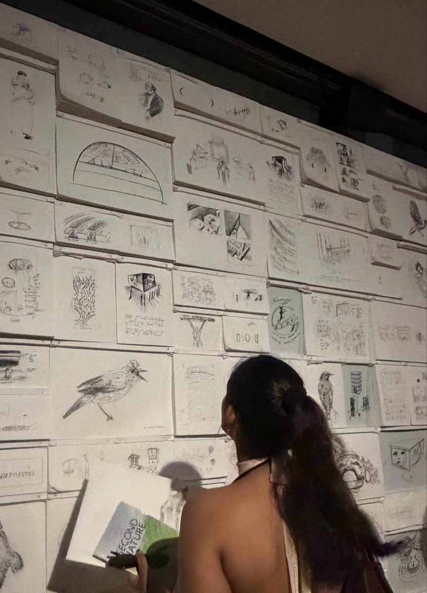 onlysammms's tweet photo. went on a date, looked at art and kissed https://t.co/acdYOxDT0a
