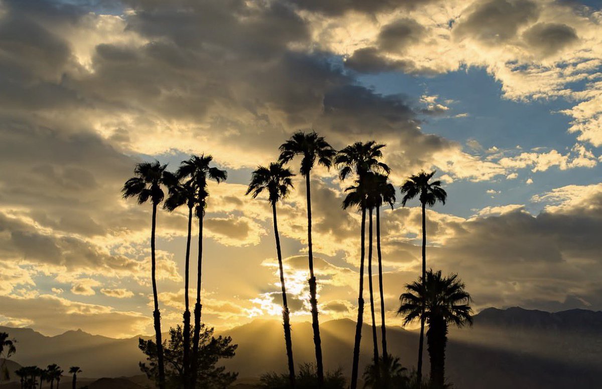 AnInsidersGuide's tweet photo. Palm Springs 
Coachella Valley Photo! - by socalsportrider https://t.co/gJ36ZXsOcl