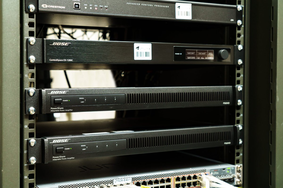 BosePro's tweet photo. At City University of Hong Kong, the Bose Professional Hong Kong team worked side by side with CityU's AV team to rebuild lecture halls one through four with a fully networked audio system designed for today's needs and future expansion. https://t.co/gJr46kqBLt

#ProAV #HigherEd https://t.co/mw6MyLruvR