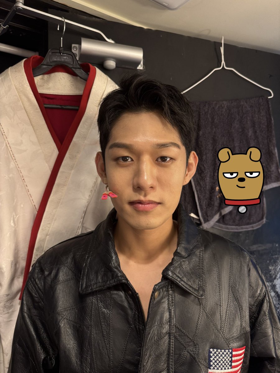 n_munam's tweet photo. 아니얼굴너무좋다 https://t.co/wkOAYzCn0N