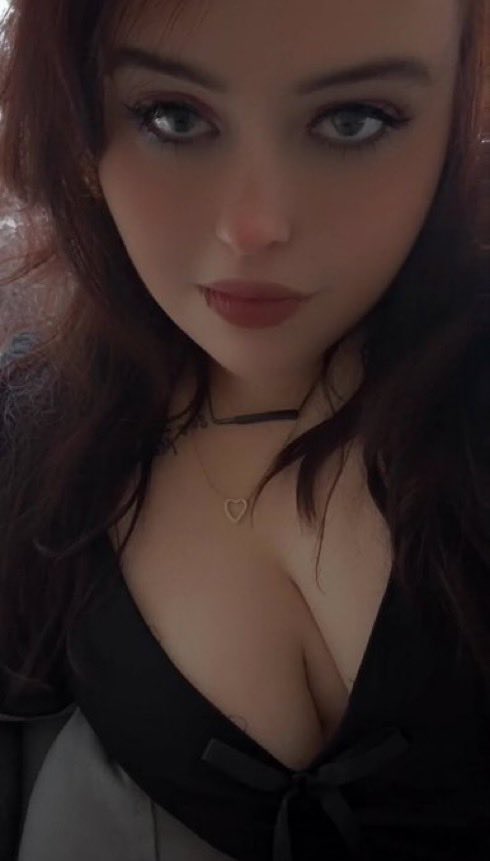 vampirecrypts's tweet photo. I’m violet
about me; 🦇

⛧ vampire lover
⛧ witchcraft 
⛧ horror consumer
⛧ gamer
⛧ botanist 
⛧ bookworm
⛧ indie horror games
⛧ cats 
 
pleasure to meet you 🙂‍↕️😏 I can’t wait to haunt your dreams https://t.co/YnwW2PTJlq