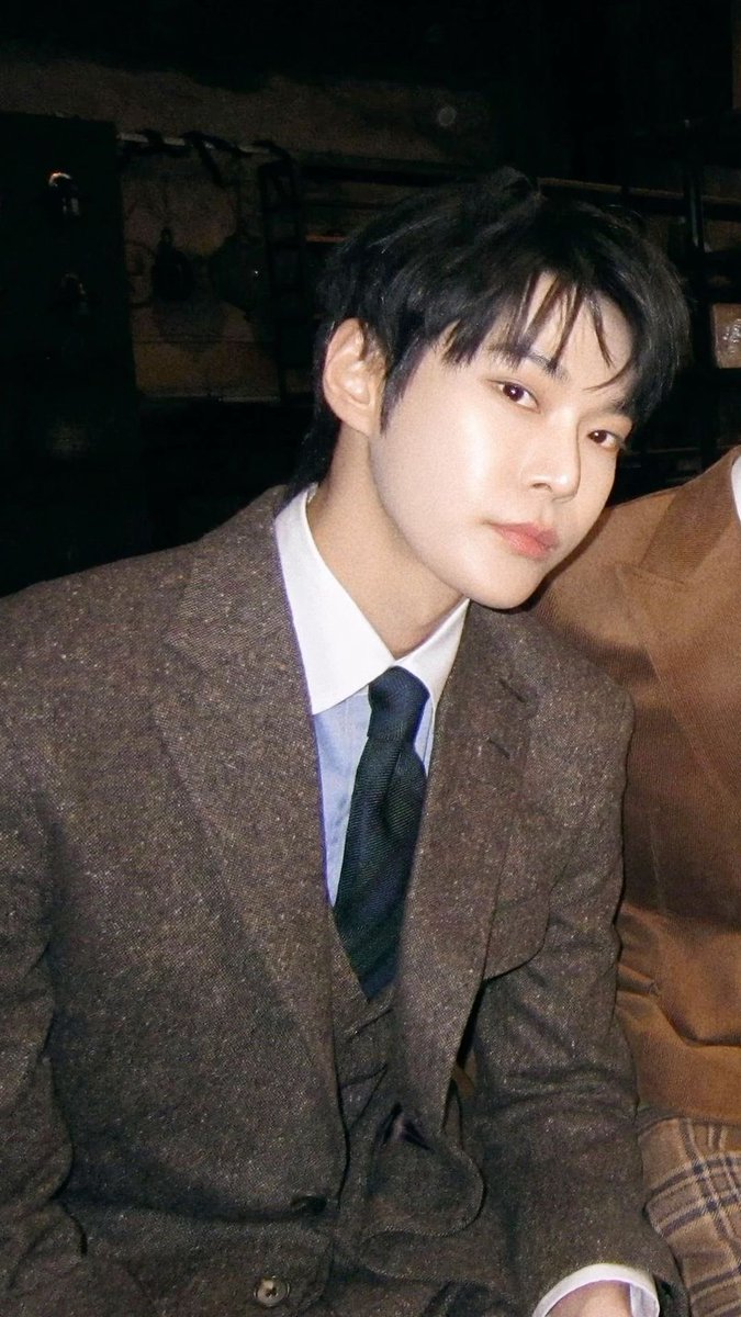8unohop's tweet photo. 이제 슬슬 비델포미 꺼내야지 https://t.co/RaUUNNbeKL