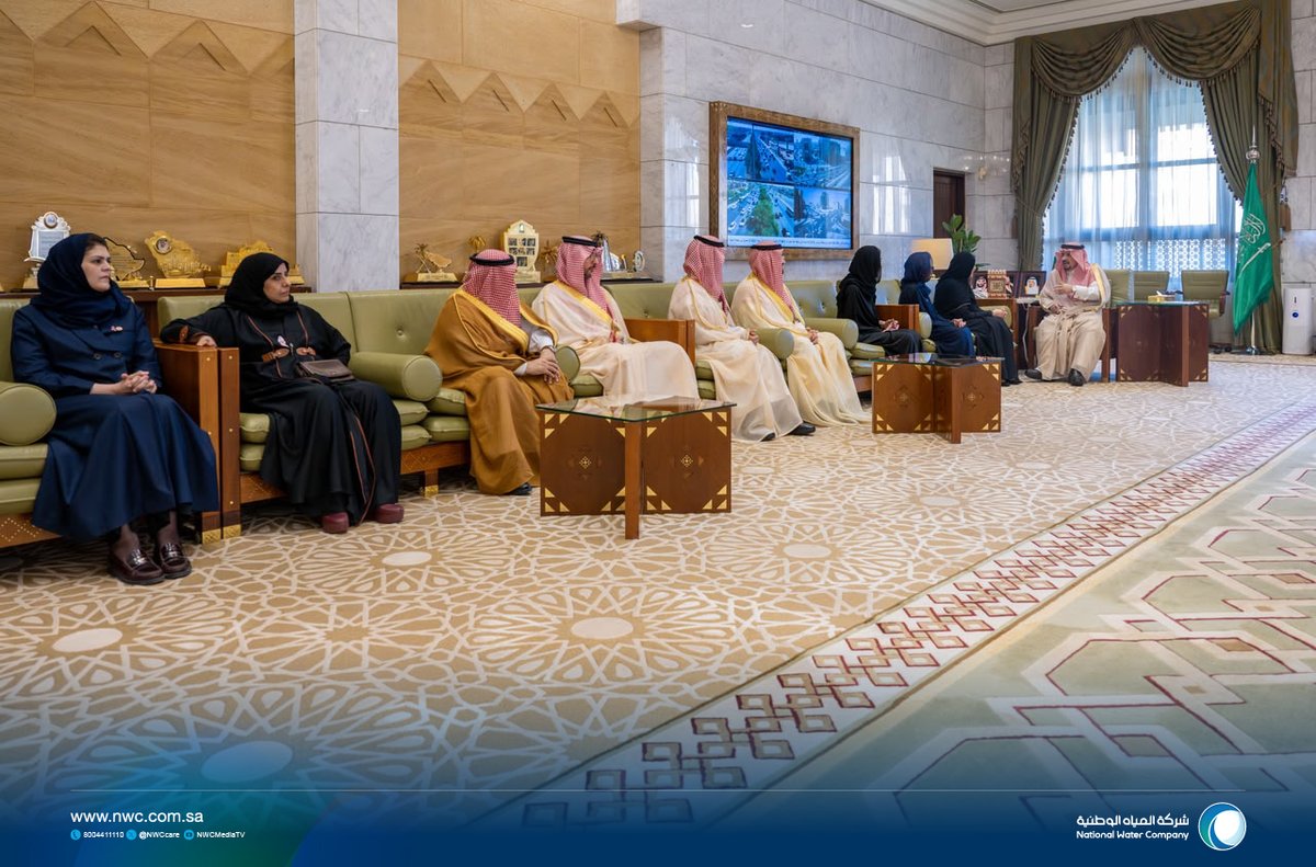 nwc_media's tweet photo. تشرّفت #شركة_المياه_الوطنية بتكريم من قبل صاحب السمو الملكي الأمير فيصل بن بندر بن عبدالعزيز آل سعود، أمير منطقة الرياض، خلال تدشين سموه الحملة الوطنية للتوعية بسرطان الثدي 2026 (دربك وردي)، التي تنظمها جمعية @zahra_ksa وتشارك فيها الشركة بصفتها راعياً رئيسياً.

مشاركتنا امتداد لمسؤوليتنا المجتمعية وإسهامنا في تعزيز ثقافة الكشف المبكر.