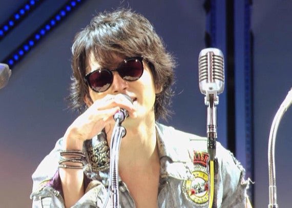 7cTwvEm3bfqub3J's tweet photo. アラフェス'13の松潤は伝説

#松本潤 https://t.co/g47oGggKrf