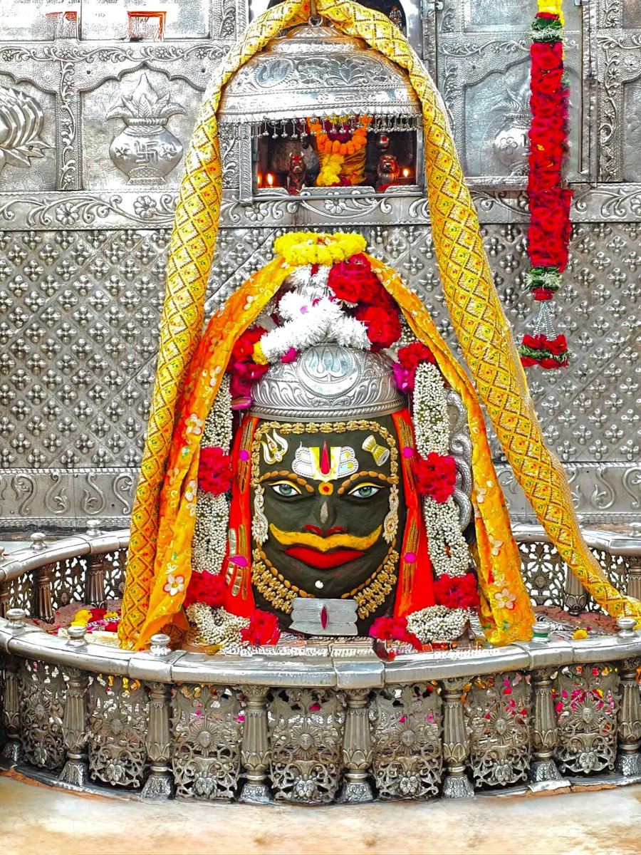 12Jyotirling's tweet photo. श्री महाकालेश्वर संध्या आरती दर्शन | 01.10.2026

Shri Mahakaleshwar Sandhya Aarti Darshan | 01.10.2026 https://t.co/rEVBWzOVRu