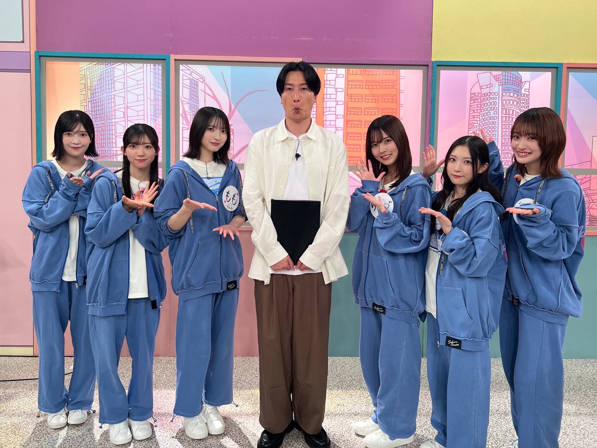 sakura__meets's tweet photo. /／
 
️#サクラミーツ🌸今夜25:55〜OA⚡️
#櫻坂46 meets #相席スタート山添
新企画🧠『クイズ！これ誰の頭の中？』
 
\＼
 
今メンバーが何を考えてるか丸わかり！💭
予想外の事件に大波乱⁉️😹🌀
 
最新話TVer
▷https://t.co/XTwk4bdTNA
サクラミーツフェス配信も観てね❤️‍🔥
▷https://t.co/LYuOm7RdER https://t.co/jJUXar4uCE