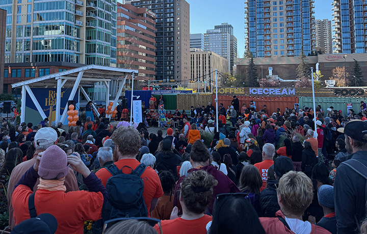 GregMcLeanYYC's tweet photo. I again participated in Pokaiks Society's Reconciliation Walk (Pokaiks means "children" in Blackfoot), an Indigenous-led non-profit committed to "reconciliACTION" through arts &amp; culture. Orange shirts mean every child matters.

#calgarycentre #yyc #cdnpoli #TruthAndReconciliation https://t.co/kdfDbRTetp