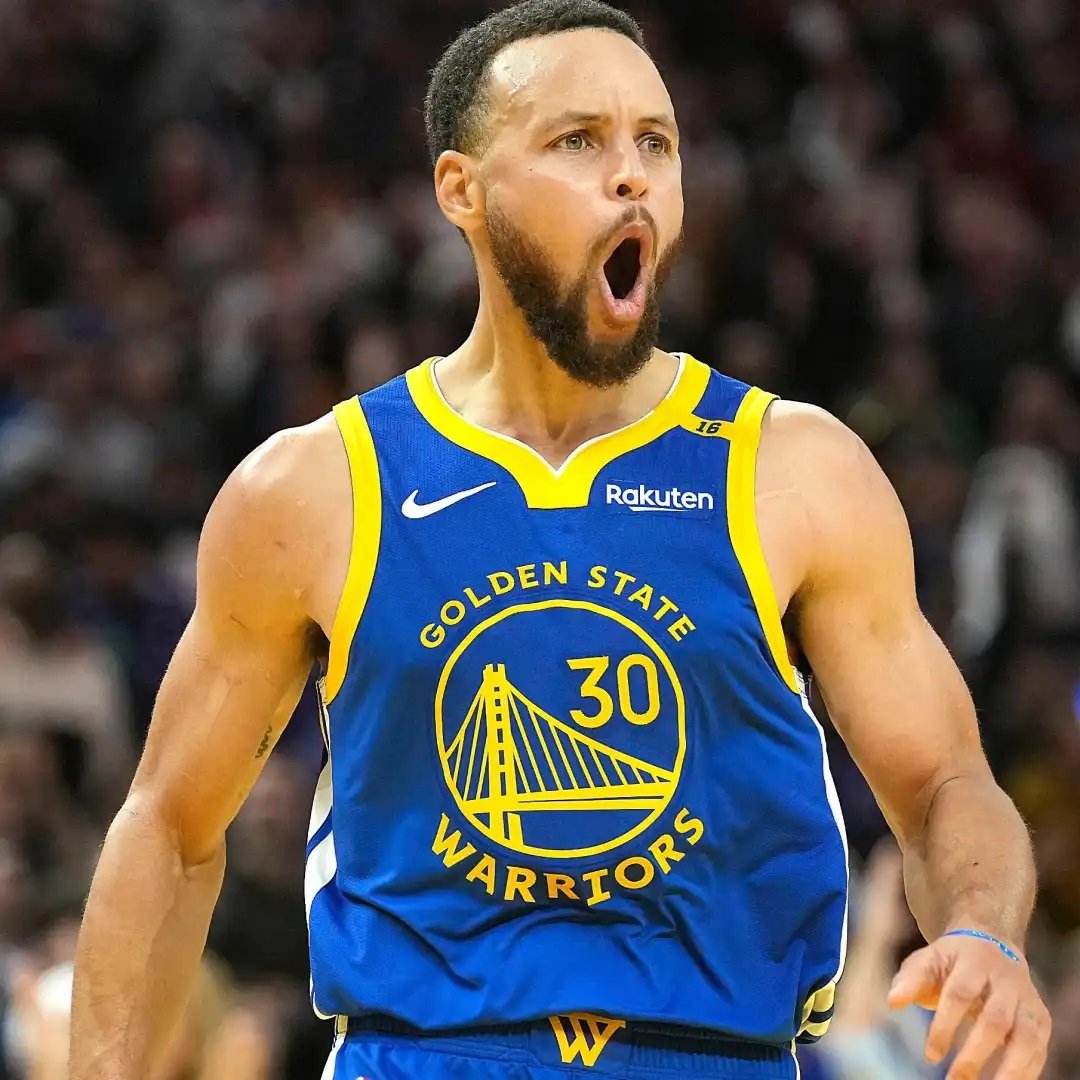 thahooper2005's tweet photo. Last season, Stephen Curry scored 1,142 points, bringing his career total to 26,528. It’s the fifth-highest regular-season scoring total for a single franchise in @NBA history. https://t.co/NCNZFs2FK7