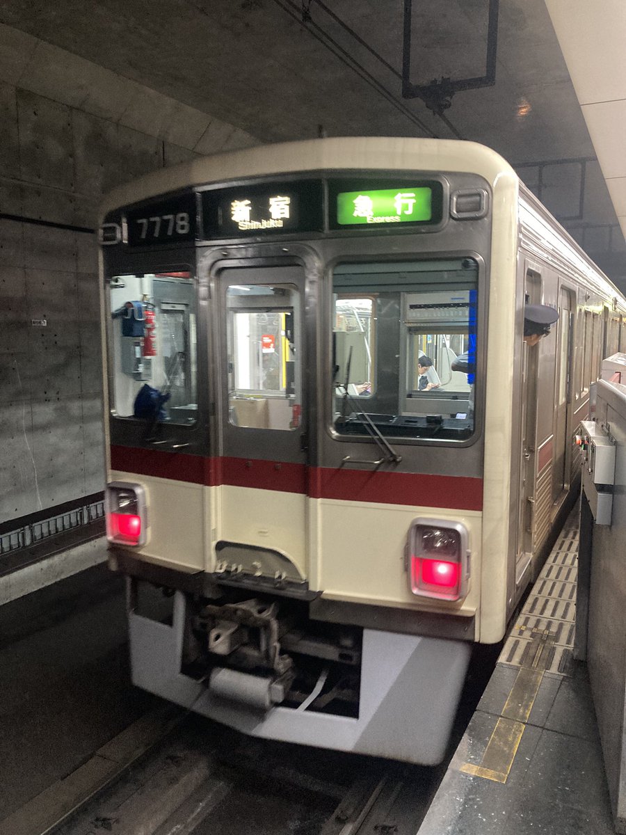 KNNIvI's tweet photo. かっこいいでんしゃ https://t.co/dypn0HO4jC