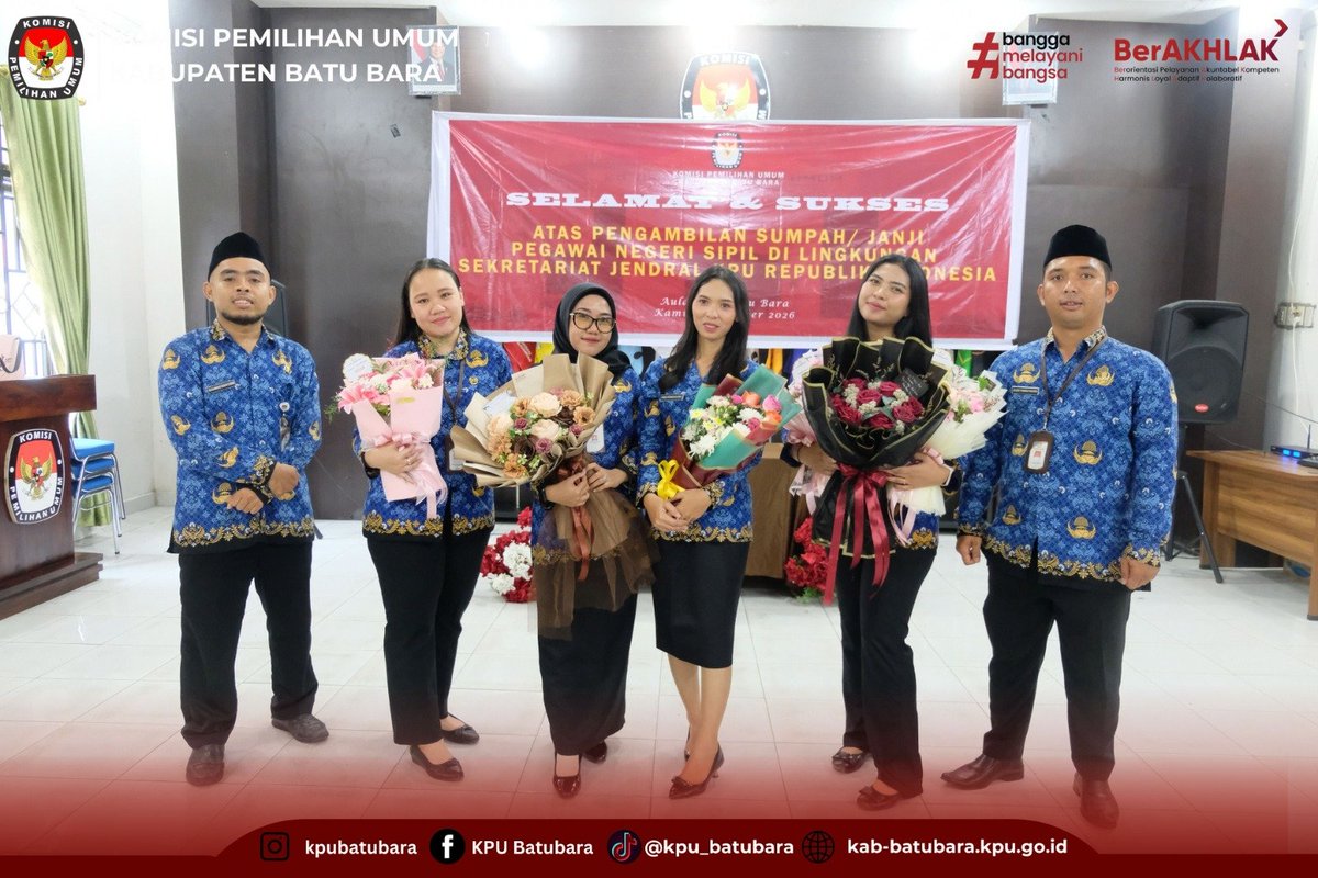 KpuBatubara's tweet photo. dan Novita Lopiandini.

Pengambilan Sumpah/Janji ini menjadi momentum penting dalam perjalanan pengabdian sebagai PNS, sekaligus menjadi wujud komitmen bagi PNS untuk senantiasa memberikan kinerja yang terbaik guna memberikan pelayanan kepada masyarakat.

Hadir juga mendampingi- https://t.co/kvr1sfQHjl