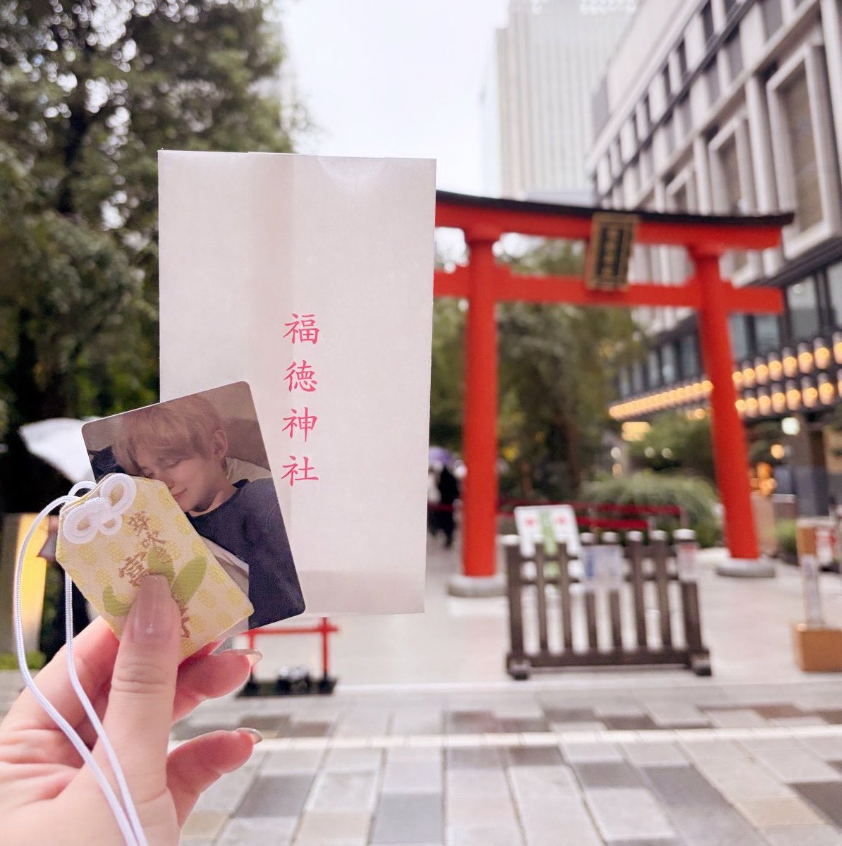__yql3__'s tweet photo. イルコン当落日を忘れてた人←
ぜーーーんぶいきたい（強欲）ので神様よろしくお願いいたします😭✨ https://t.co/Wn8avUXVRu