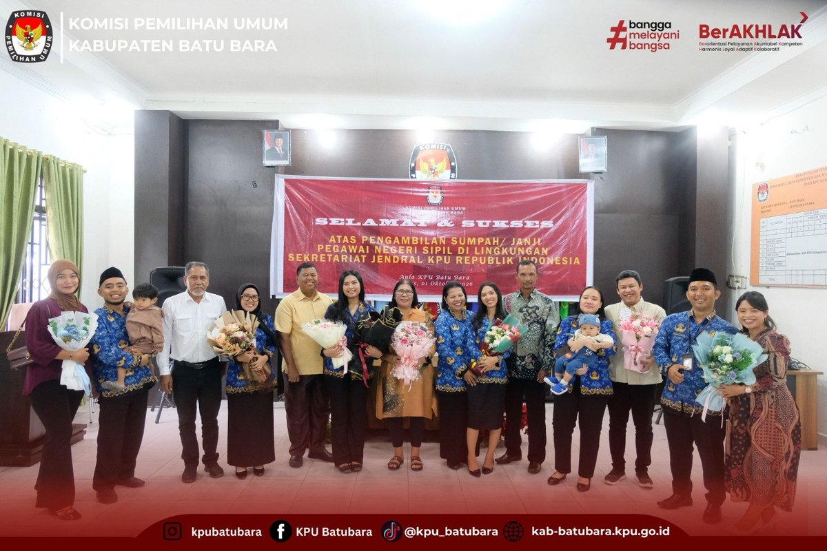 KpuBatubara's tweet photo. dan Novita Lopiandini.

Pengambilan Sumpah/Janji ini menjadi momentum penting dalam perjalanan pengabdian sebagai PNS, sekaligus menjadi wujud komitmen bagi PNS untuk senantiasa memberikan kinerja yang terbaik guna memberikan pelayanan kepada masyarakat.

Hadir juga mendampingi- https://t.co/kvr1sfQHjl