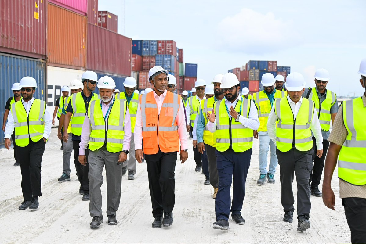 presidencymv's tweet photo. President Dr @MMuizzu inspects progress on the Thilafushi Port Development Project, a major national infrastructure initiative by Maldives Ports Limited (MPL). The project aims to ease congestion in the capital by relocating commercial port operations from Malé Commercial Harbour to Thilafushi.
