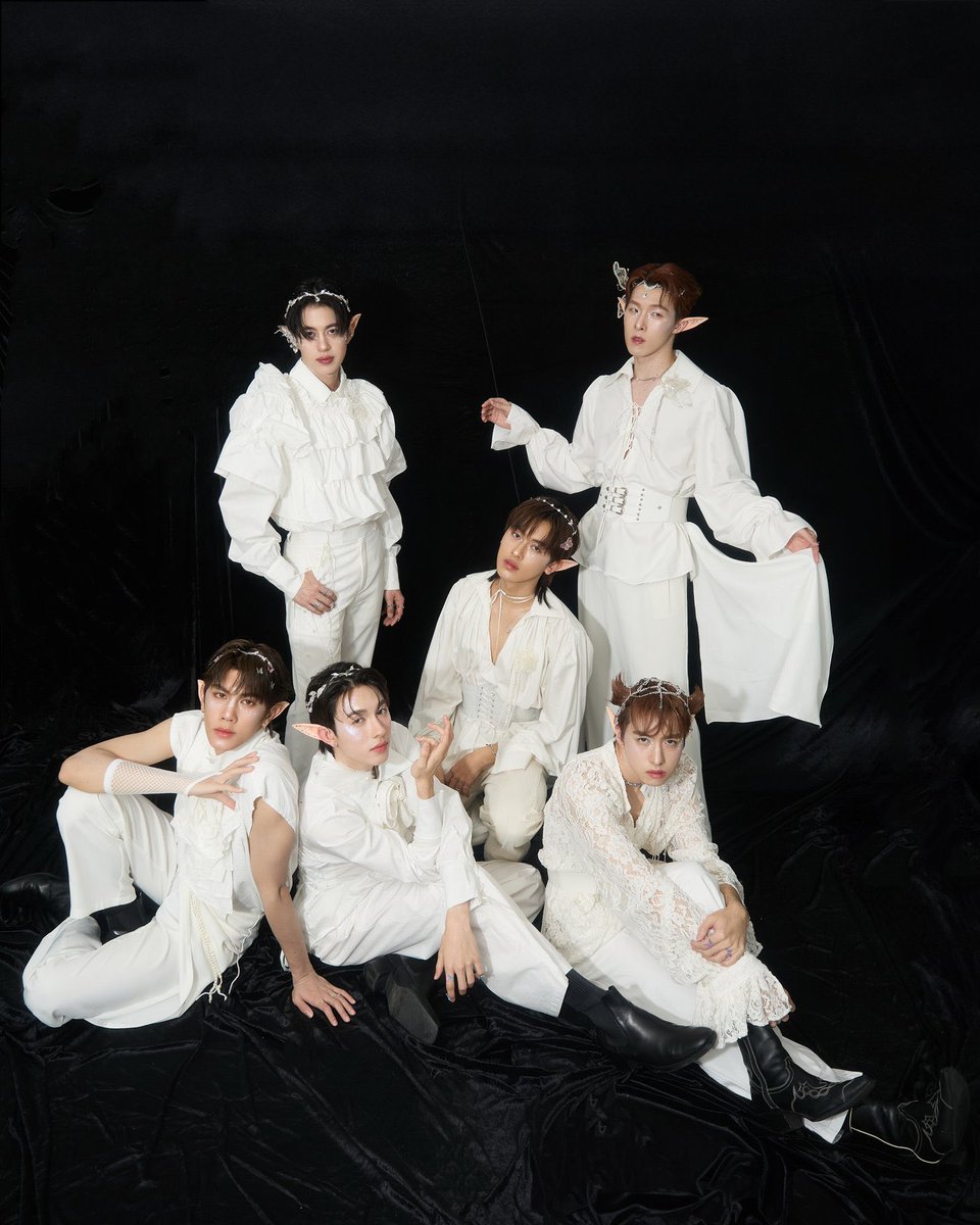 wedtwentyfour's tweet photo. แล้วมีใครอยากต่อยอดคอนเซปนี้ให้กันบ้างมั้ย 😭😿 https://t.co/5XsEALxkzP