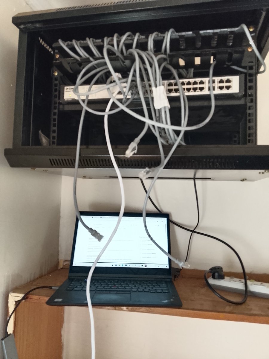 Teccosscomputer's tweet photo. NETWORK REPAIR AND RECONFIGURATION 
we did a Network switch repair 
cable management 
ip spooling 
ip assigning 
And General network maintenance https://t.co/w0KNc83PJl