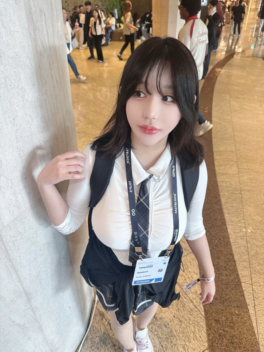 xsunmool's tweet photo. Came home completely exhausted, but with hundreds of photos, new friends, and so many new ideas.
That was @kbwofficial for me.
#KBW #KBW2026 https://t.co/eLGpUfNgdH