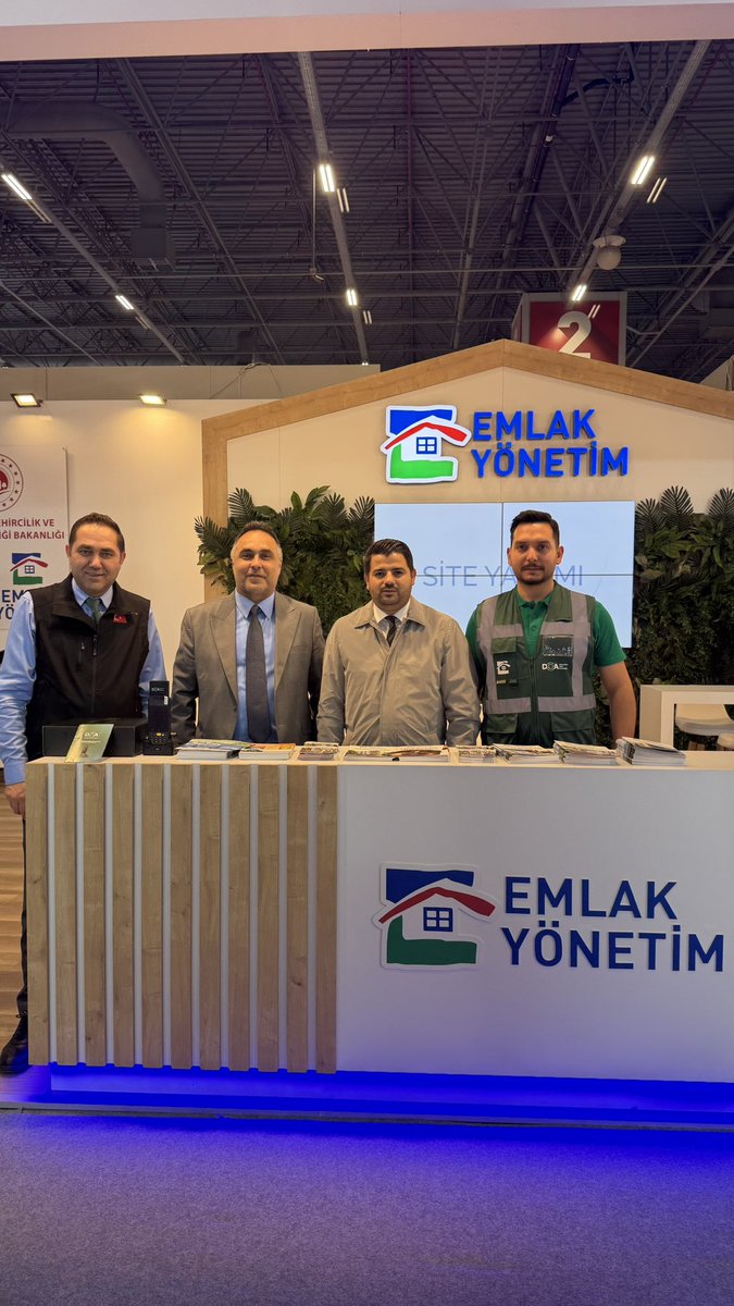 AlicanOzpolat's tweet photo. Emlak Yönetim olarak A-Tech 2026’dayız!

Ekip arkadaşlarımızla birlikte sektör temsilcileriyle buluşmak, yeni teknolojileri yakından incelemek ve tesis yönetimi alanındaki deneyimlerimizi paylaşmak üzere fuardaki yerimizi aldık.

#EmlakYönetim #ATech2026 #EntegreTesisYönetimi https://t.co/ZKv2EdjQSM