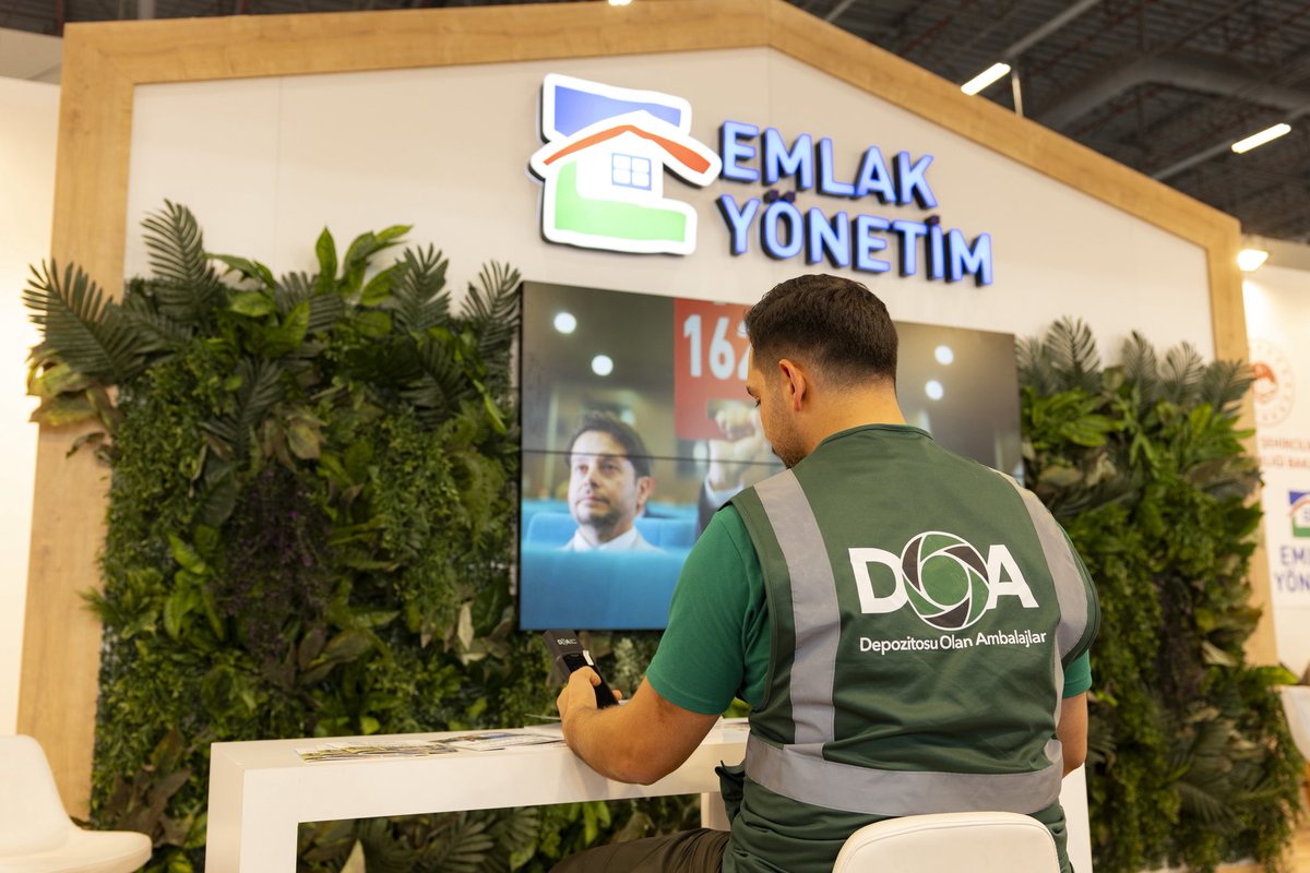 AlicanOzpolat's tweet photo. Emlak Yönetim olarak A-Tech 2026’dayız!

Ekip arkadaşlarımızla birlikte sektör temsilcileriyle buluşmak, yeni teknolojileri yakından incelemek ve tesis yönetimi alanındaki deneyimlerimizi paylaşmak üzere fuardaki yerimizi aldık.

#EmlakYönetim #ATech2026 #EntegreTesisYönetimi https://t.co/ZKv2EdjQSM