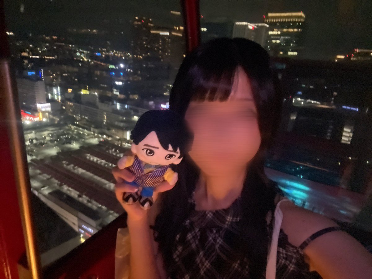 O175Osiga's tweet photo. 2026.9.21
旅行前日に届いてくれたにのさんと一緒に🎡💛（今更感あるけど！）
 #嵐ぬい  #二宮和也 https://t.co/ClEHzwzx0O