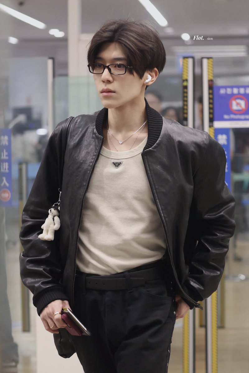 flot_sion's tweet photo. 261001 
#시온 #SION #シオン #NCTWISH https://t.co/HyThHITfV8