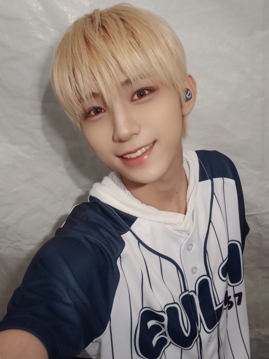 AHOF_official's tweet photo. #AHOF #아홉
#DAISUKE #다이스케 https://t.co/hHbkwoeTwF