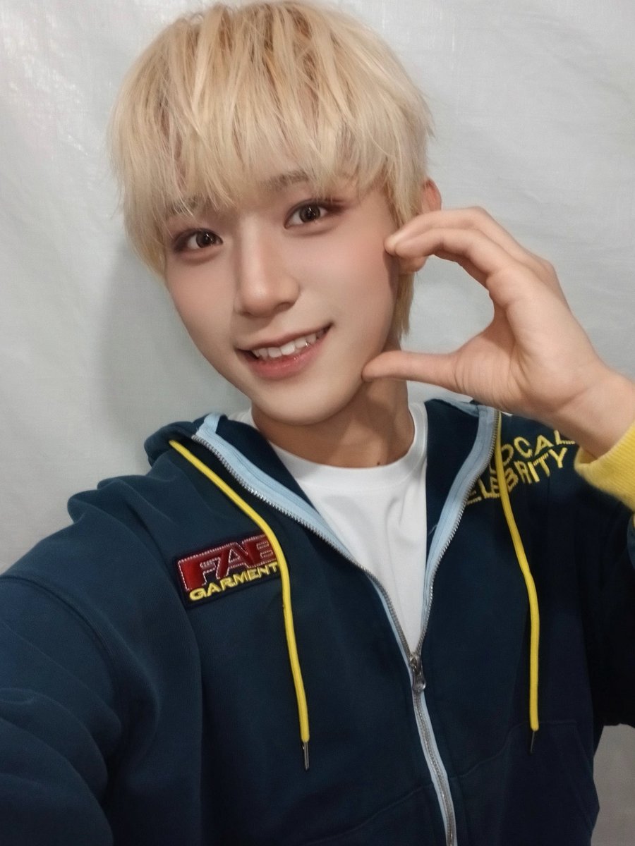 AHOF_official's tweet photo. #AHOF #아홉
#DAISUKE #다이스케 https://t.co/hHbkwoeTwF