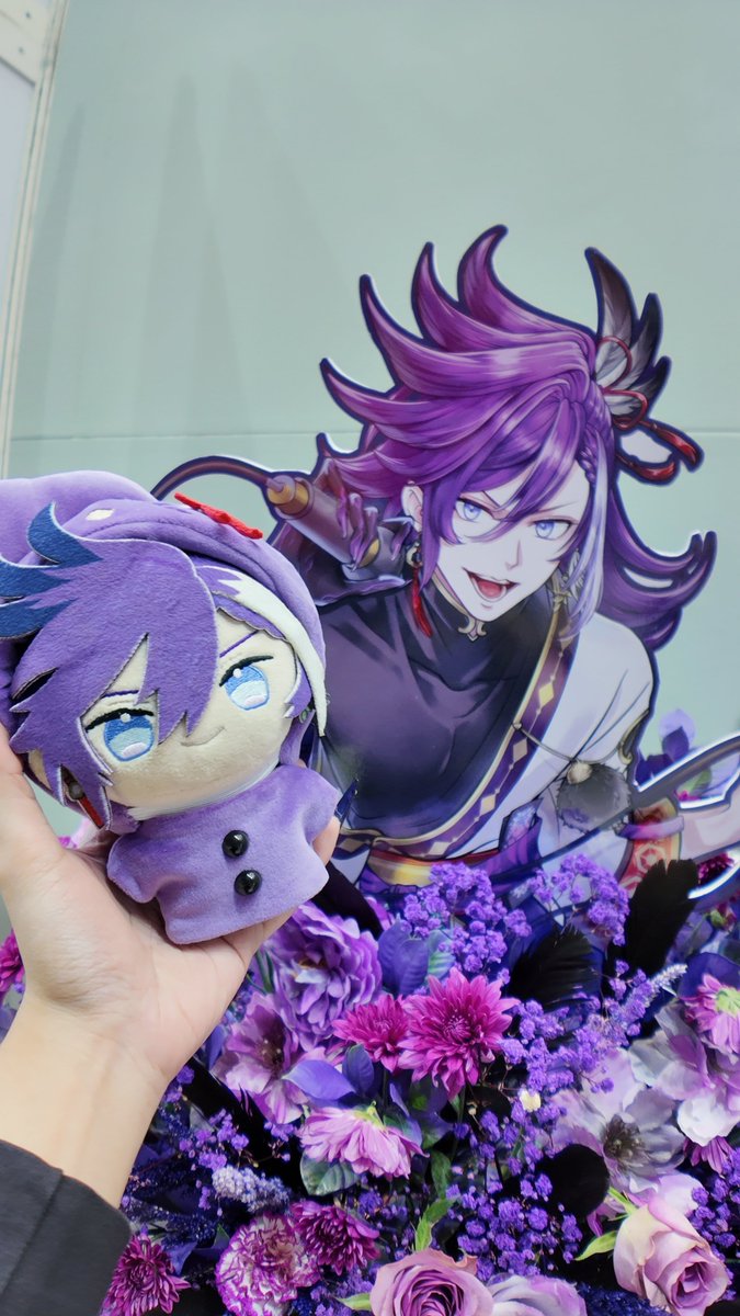 SebbyBerry's tweet photo. BIRBO FLOWER STAND FOR COSMANIA DONE ✨✨✨

Finally finished setting up the flasta yay! Thank you so much to those who joined the project~ feel free to stop by any day!

#PIHAKKASSO #hakkitos #cosplaymania2026 https://t.co/mSrh5uLN2f
