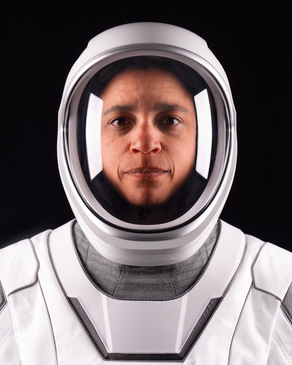 SpaceX's tweet photo. Meet the crew flying on Dragon for @NASA’s Crew-13 mission to the @Space_Station → https://t.co/l8scSzMfaO https://t.co/GeY2n6oTFZ