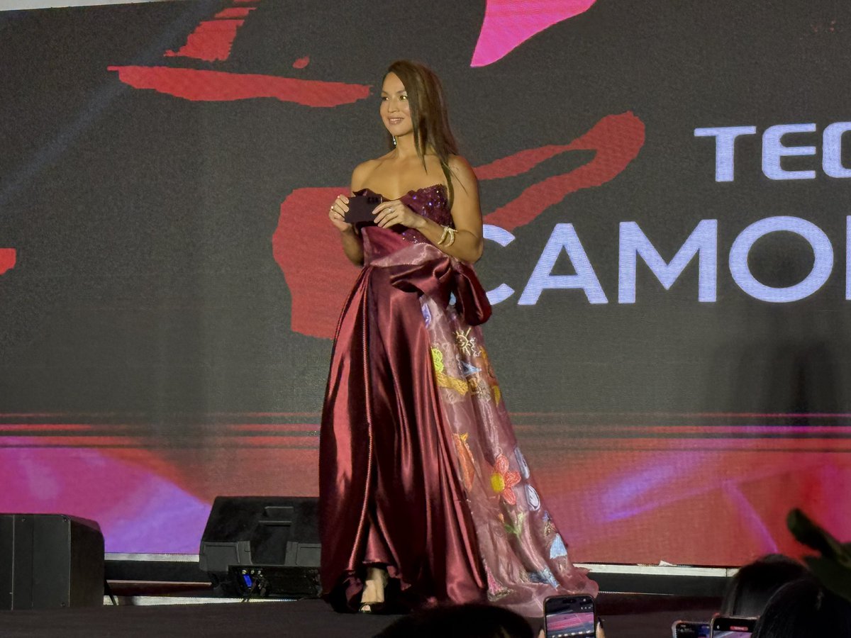 mjfelipe's tweet photo. LOOK: Miss World 2013 Megan Young led the fashion show organized by Tecno Camon Slim, featuring creations by fashion designer Don Cristobal. 

Young was joined by Max Collins, Kim Molina, Aubrey Miles, Fuschia Anne Ravena among others. https://t.co/4RuZgjygDB