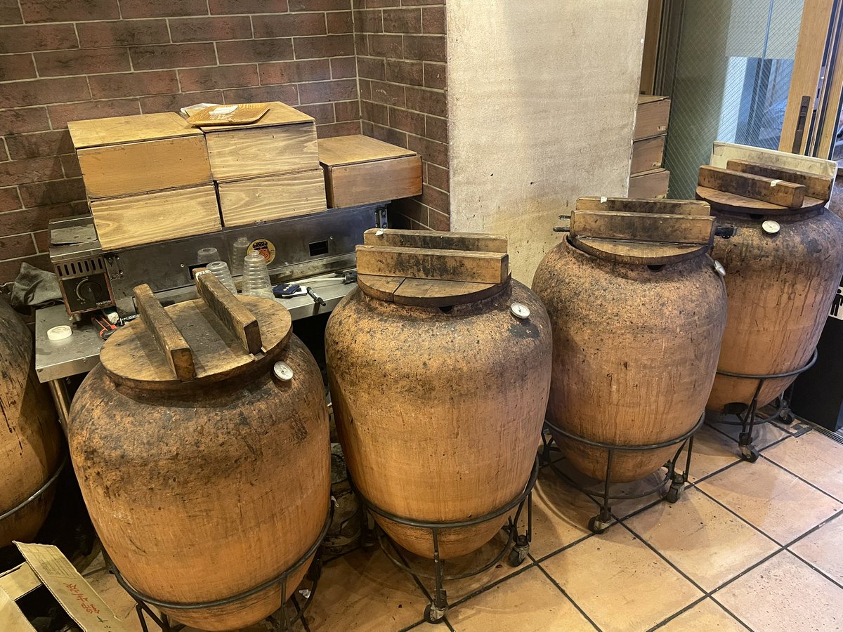 tor____O1oo6's tweet photo. 焼き芋屋さんに行ってきた🥰
ﾗﾃ飲んでから写真撮るの思い出した笑 https://t.co/qCLnp7V6RC