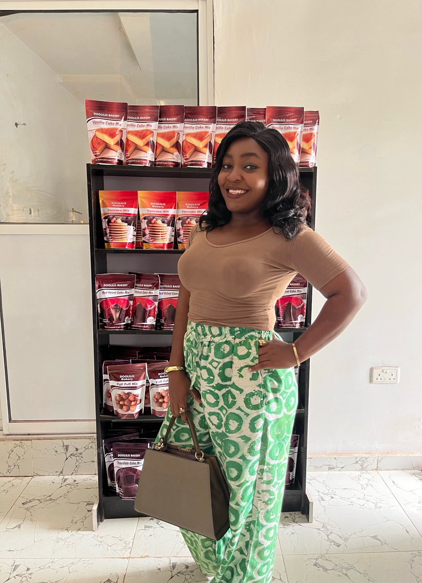 Mimiatetan's tweet photo. The calendar says today is Independence. 
So Have a great Independence Day. 

Have you tried out our cake mixes yet? You should give it a try today. 

Use the link below to order

https://t.co/cx63owtgKP https://t.co/LIM66Vq3GD