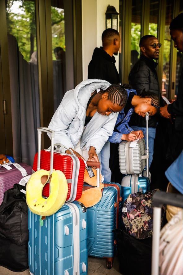 ThapeloBoyza's tweet photo. From bright ideas to real-world solutions! ๐ก๐ฅ The #SolveForTomorrow2026 Finals are putting young innovators in the spotlight as they use STEM to create a smarter tomorrow. ๐
@SamsungMobileSA #EnablingPeople #SamsungMobileSA https://t.co/PnKSbxolHk