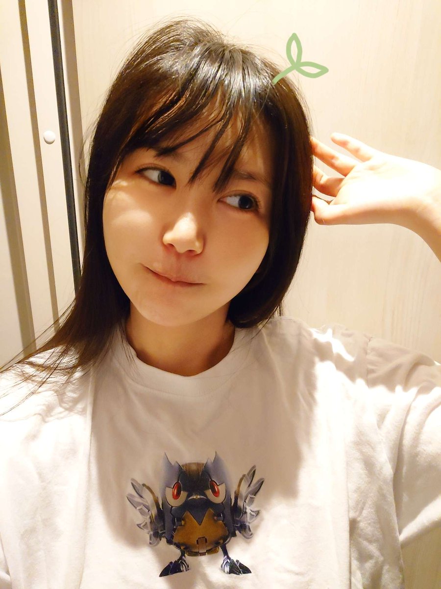 koiwai_kotori's tweet photo. おはよー！
実は、ロングスリーパーでして…

● 8時間 ▶ み、短い…💤
● 10時間 ▶ ちょうど(・∀・)ｲｲﾈ!!
● 14時間 ▶ よく寝たぁ🌱

なんですよー！

みんなはどれくらい寝る？？ https://t.co/0VtHOKTGvR