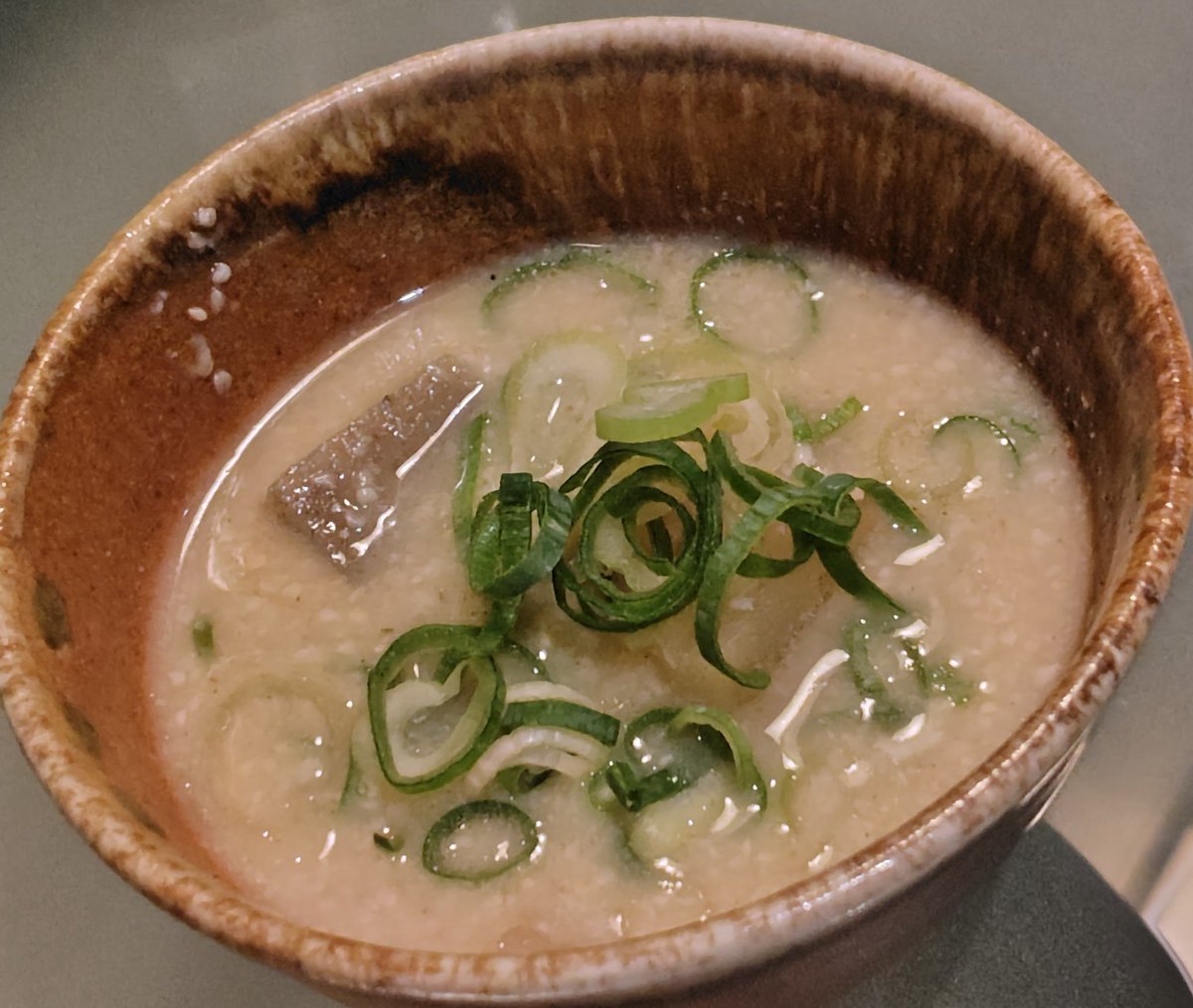 Haradaiko_1970's tweet photo. NGA2026大阪最後に福島のだいどこなかさん✕るみこの酒さんへ。
私はもうペロンペロンでしたのでアレですが、お蔵から来てた杜氏のりえさんがまあ可愛いこと。いいね！！
#NGA2026大阪 https://t.co/kjBuCzXNr4
