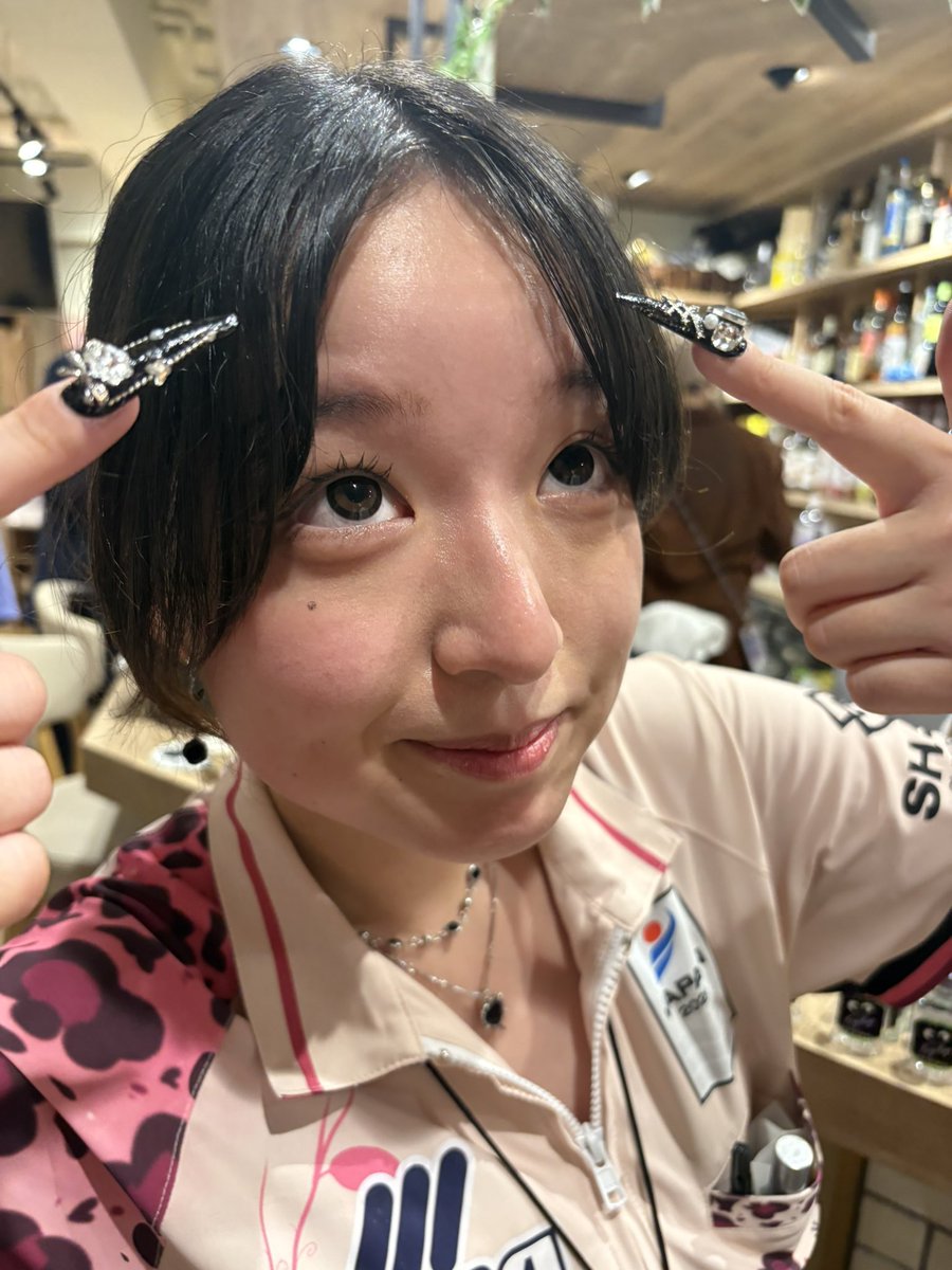 darts398's tweet photo. 今日も舞姫さんと！時間があっても足りない…10日の岡野さんとのイベントの時間が羨ましい！tricoのまえひらさんもいらしてびっくりでした笑連日お世話になってる気が…tricoからのメンバーともまた会えて
嬉しい！また会える日を！（デコ助舞姫さん添えて） https://t.co/EBI3KivfdE
