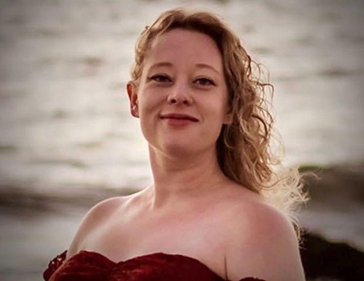 PopBase's tweet photo. Renée Good’s family are suing the U.S. Government and immigration officials for wrongful death and other violations of federal law. (via AP)

Renée was fatally shot by ICE agent Jonathan Ross at the beginning of this year. https://t.co/Jd2fwDEtST