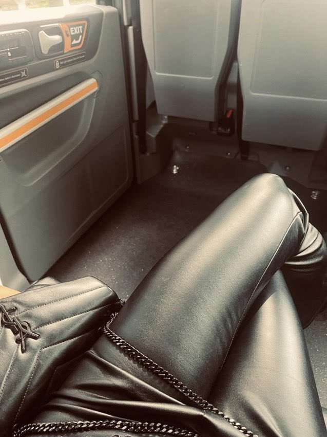 noura_520's tweet photo. #mistress_in_riyadh
#mistress_in_jeddah
#mistress_in_Jubail
#mistress_in_medina
#mistress_in_mecca
#mistress_in_Dammam

أين أنت الآن حبيبي راسلني الآن 😊💕🐕‍����

https://t.co/S97o6iB0uA https://t.co/NQJCzpOXnA