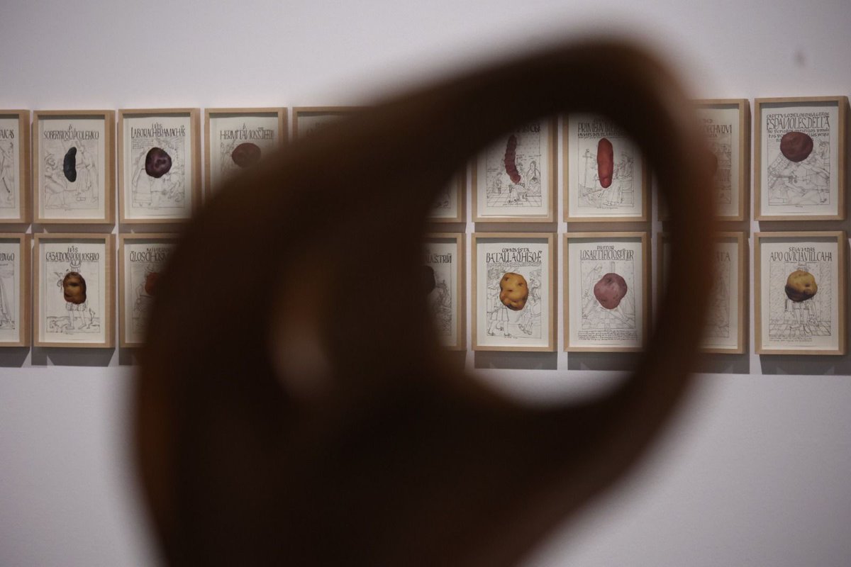 teatenerife's tweet photo. 💥 El museo #TeaTenerife inaugura 'Mientras seamos salvajes', exposición con obra de más de ochenta creadores. La inauguración, de entrada libre, tendrá lugar el sábado 3, a las 12h, con las performances de Javier Estupiñán y Oumaima Manchit Laroussi.

https://t.co/w5sVVqn1pk https://t.co/MDY58XV9wm