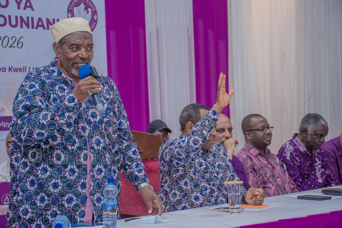 ACTwazalendo's tweet photo. MWENYEKITI wa @ACTwazalendo, Ndugu @othmasoud amewataka wazee kutumia umri na uzoefu wao kurejesha heshima na maadili nchini, badala ya kuwa ‘machawa’ wanaotetea mambo yasiyo na msingi.

Kulinda Hazina ya Wazee,
Ukaribu wa Kweli, Utu na Heshima

#TaifaLaWote #MaslahiYaWote https://t.co/fjEboGBWS3