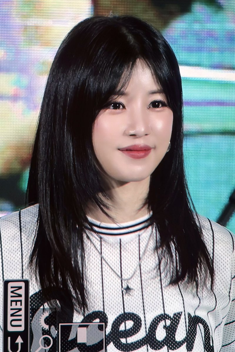 milkvetch33's tweet photo. 261001 에이핑크 초롱 PREVIEW

👊

#에이핑크 #Apink #박초롱 #CHORONG (@Apinkpcr) https://t.co/RsXZ7CQnX3