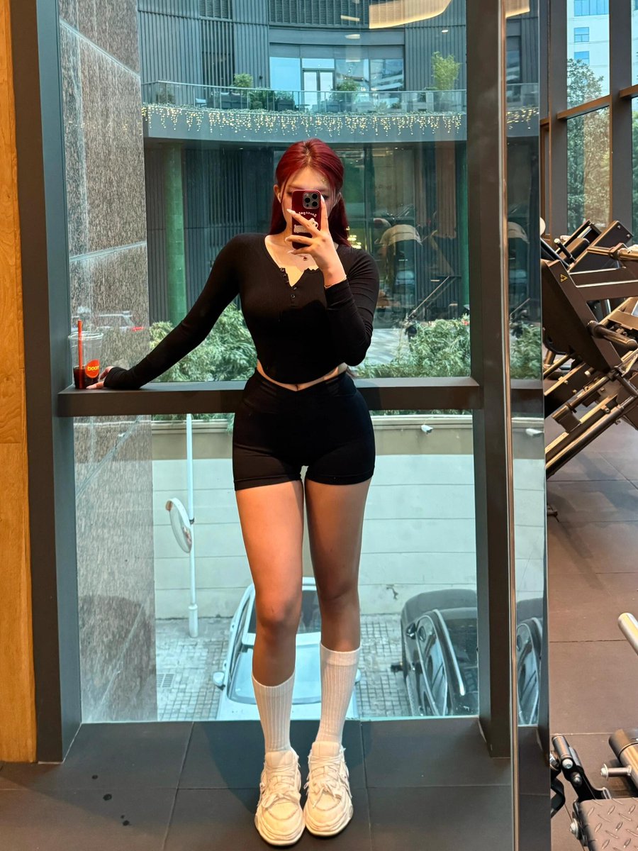 TheDrPowell's tweet photo. A relaxed day, a good workout, and a little progress. ✨
Taking care of my body, one day at a time. https://t.co/5GNRXQY5wP