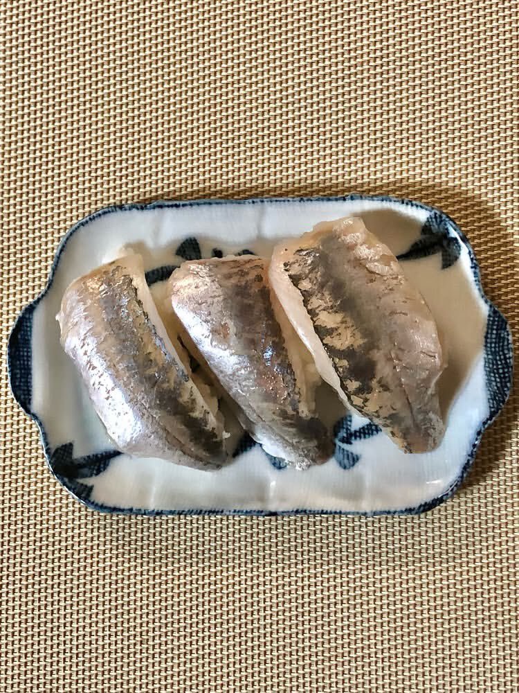 2XCshPIvPo26424's tweet photo. 過去に紹介したガリオッポですが、

真鯵握りと合わせてみました。

美味しかったです。 https://t.co/9qungVIteo