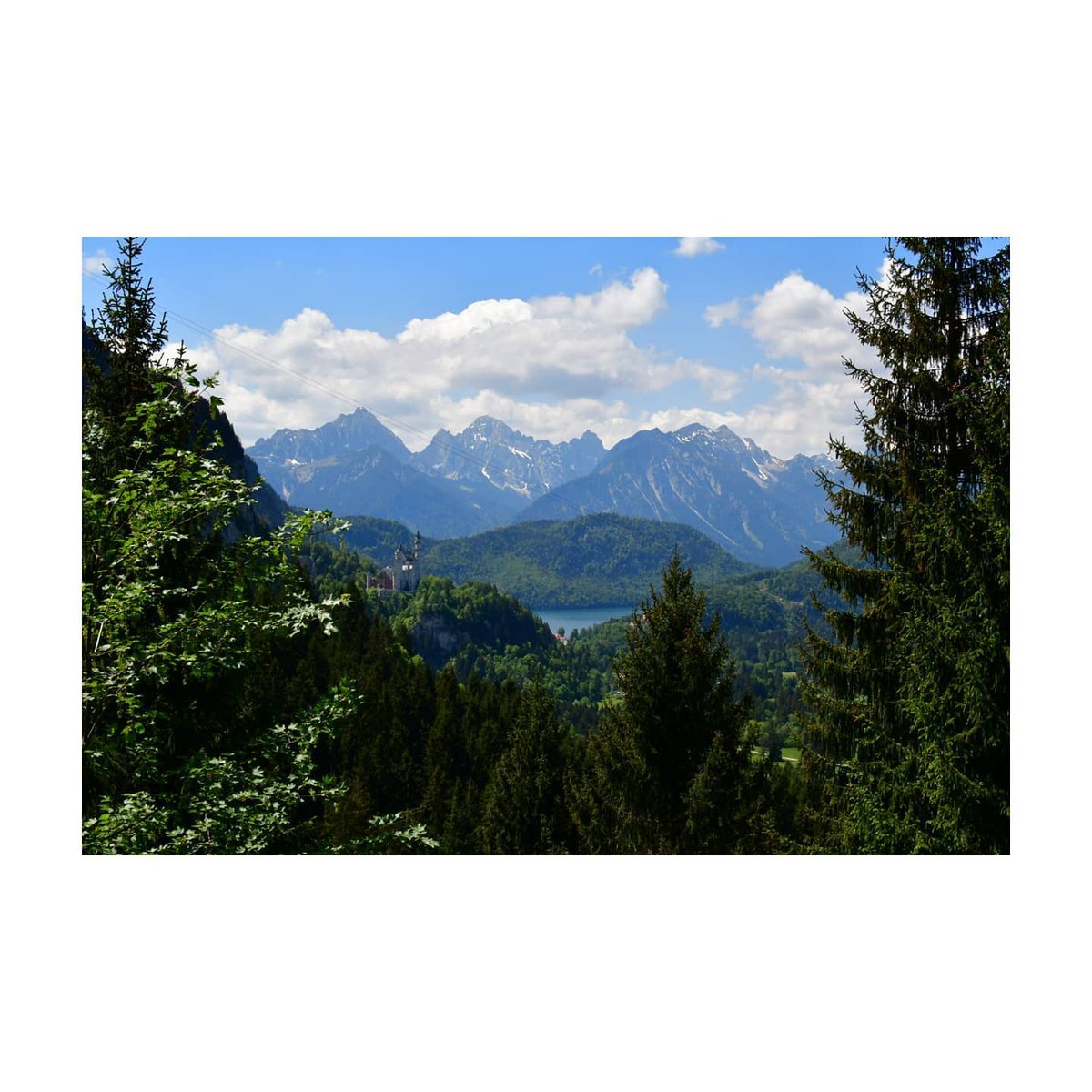 fansblancasoto8's tweet photo. Bayern I... #urlaubbeifreunden #wandern #bayern #wonnemonatmai #berge #ausblick #urlaub #allgäu #tegelberg #nikond7500 #30mm https://t.co/gQoe9tQrIV