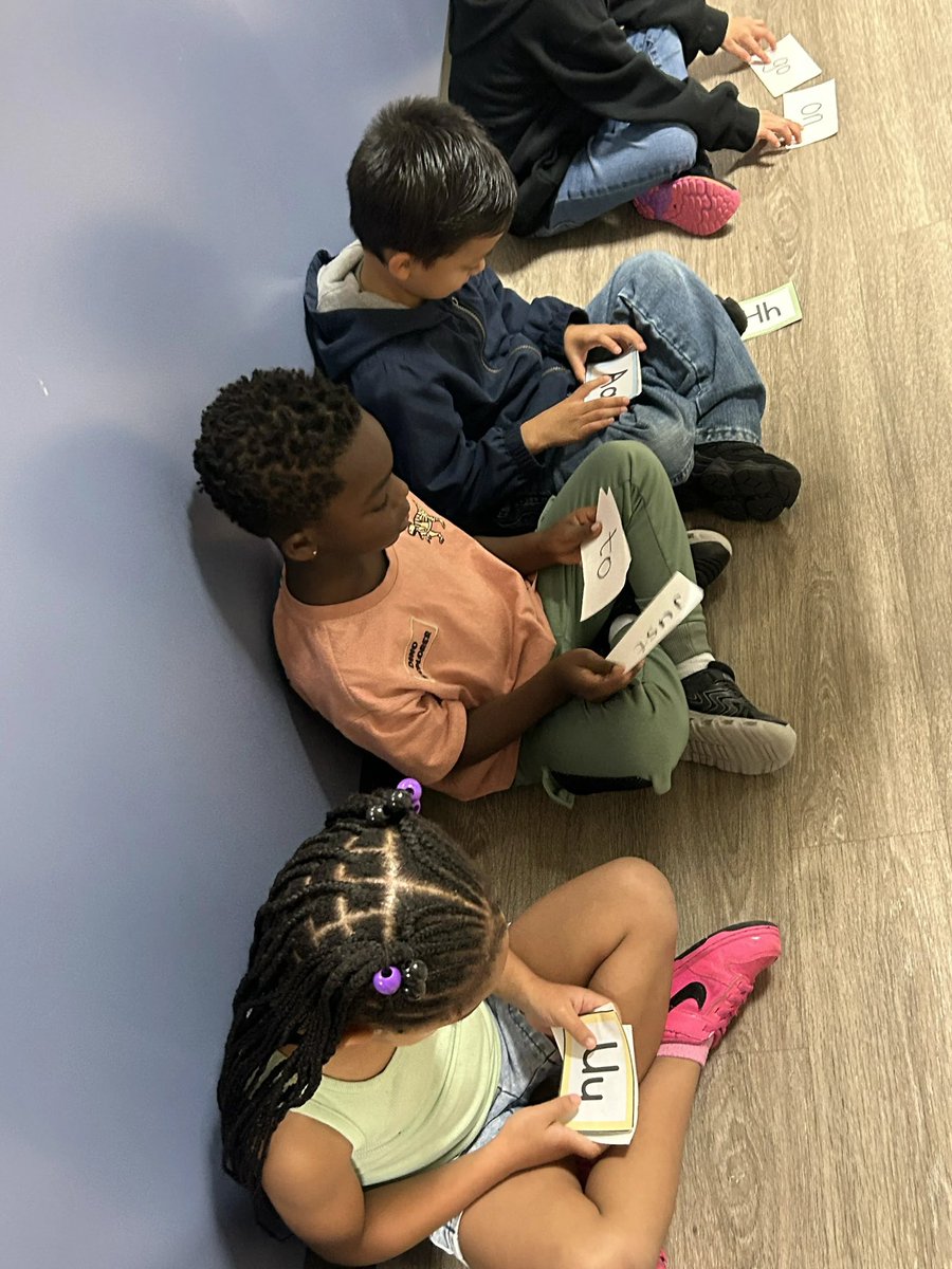 HumbleISD_WPE's tweet photo. Learning can happen ANYWHERE—even during a restroom break!
Ms. Lumpford’s Kindergarten Pandas are making every minute count by practicing their skills while they wait!
No wasted learning time at WPE—our littlest Pandas are always LEVELING UP!
#LevelUp #PandaProud https://t.co/CTIpb4Sb3x