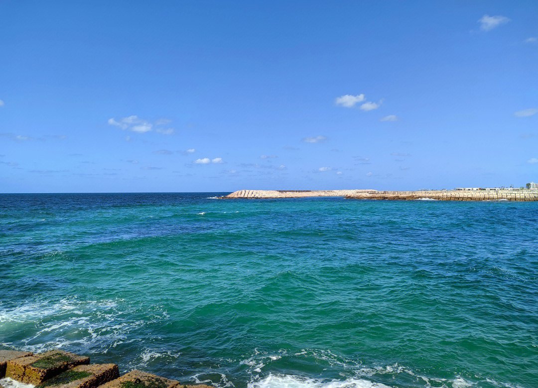Dulcekfhb's tweet photo. Hoy recorro la costa mediterránea, el sol y el viento me acompaan en esta ruta perfecta para escapar de la rutina.， https://t.co/7T9uNcW0bz