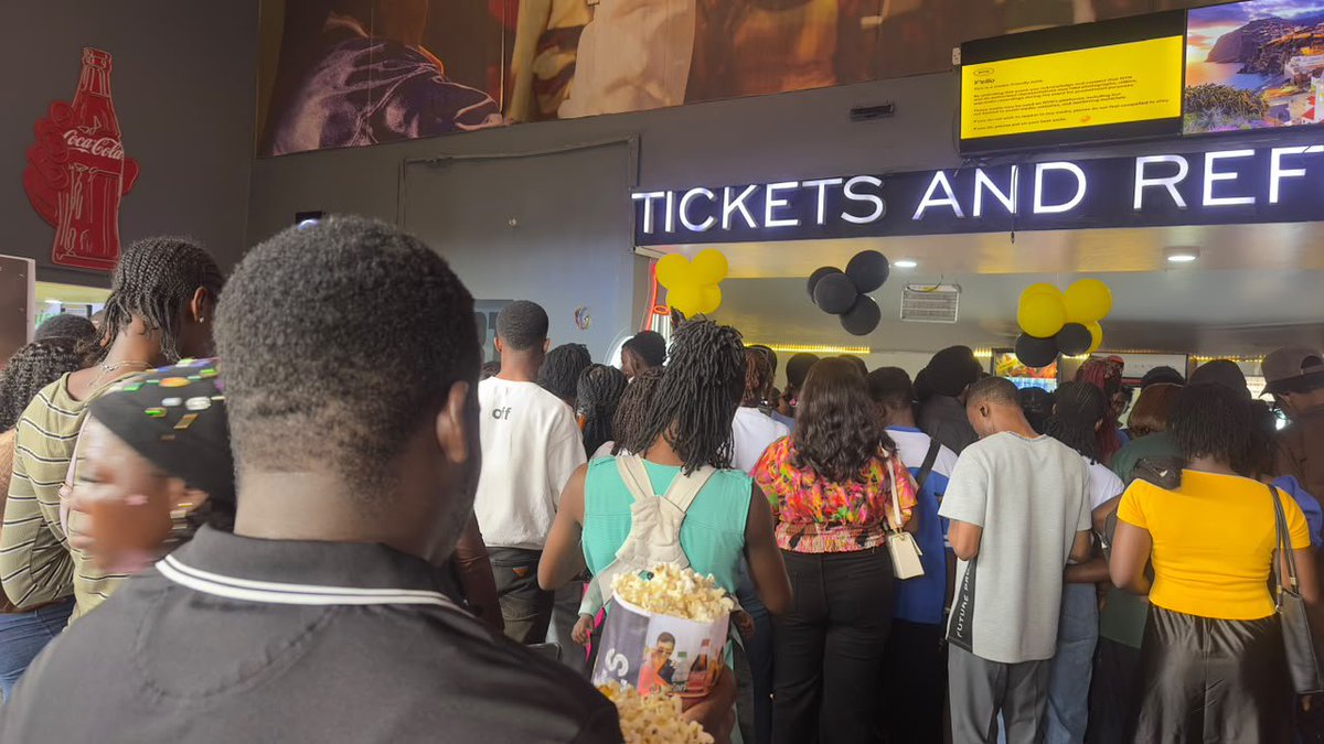 AdaPereway's tweet photo. It's a #YelloIndependence celebration
MTN literally said we deserve some pampering with free movie tickets and refreshments at the Viva Cinema , Jara Mall Lagos.
No better way to enjoy the holiday π https://t.co/qKhu0m2DVo