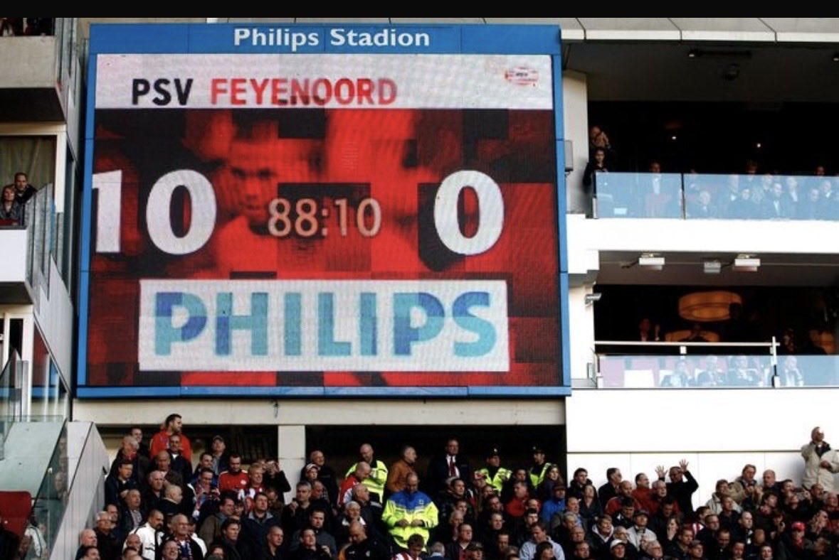 maurojunisnor's tweet photo. TOP 9 meest memorabele PSV-wedstrijden:

Gezien het interland geneuk nog duurt: mijn Top-9 meest memorabele PSV wedstrijden. Welke mis ik?

PSV-Vitesse 5-1
PSV-Feye 10-0
PSV-CSKA 2-2
PEC-PSV 1-3
PSV-Ajax 3-0
PSV-Ajax 2-1 (Cupfinal)
Feye-PSV 2-3
PSV- Nap 6-2
Liv-PSV 1-4

#psv#ehv https://t.co/qdrsMZblMb